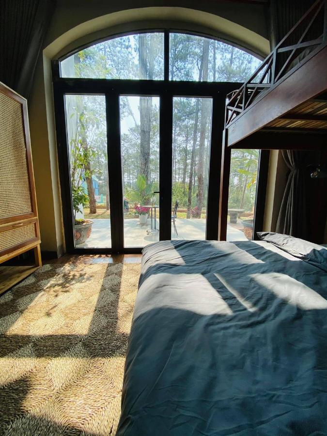 S'Nghe Homestay Mang Den Kon Von Kla Esterno foto