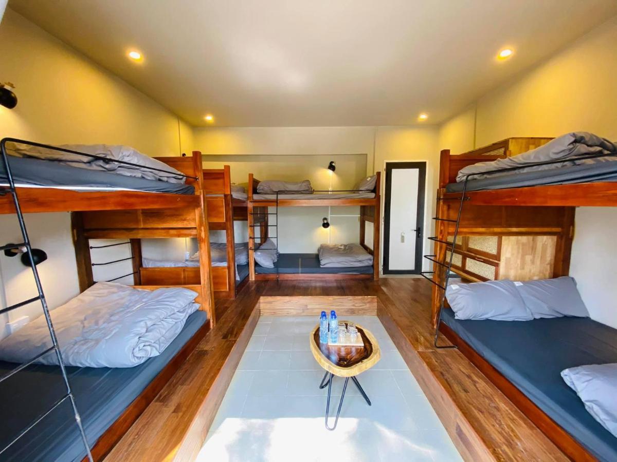 S'Nghe Homestay Mang Den Kon Von Kla Esterno foto