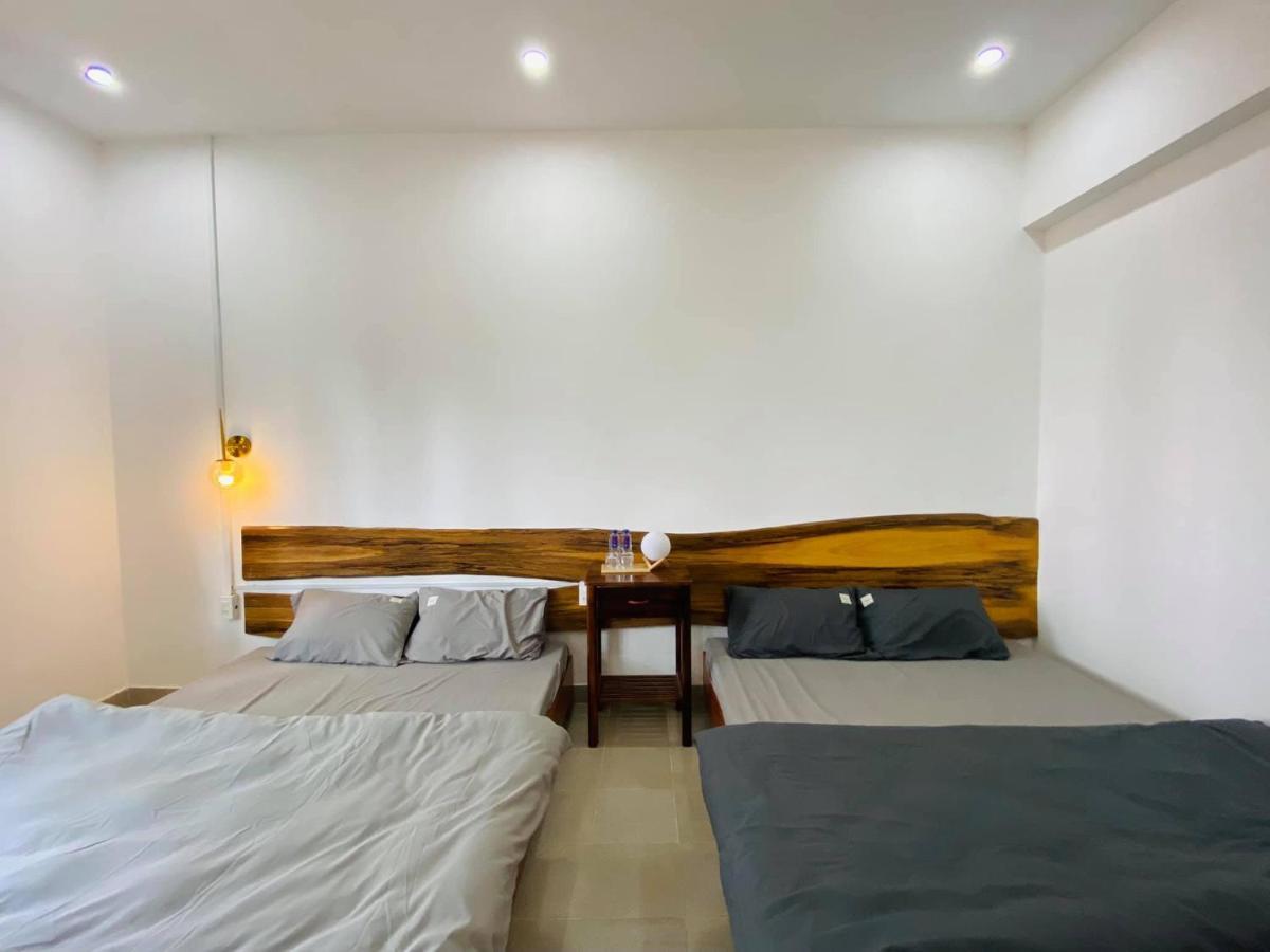S'Nghe Homestay Mang Den Kon Von Kla Esterno foto